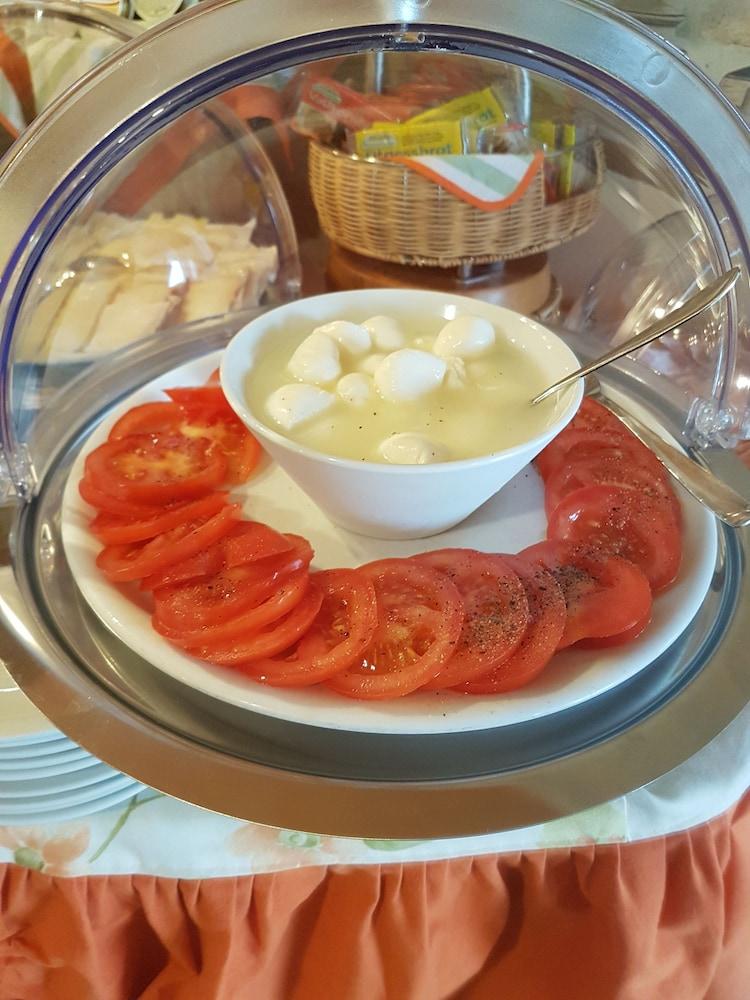 Hotel Belvedere 西尔米奥奈 外观 照片