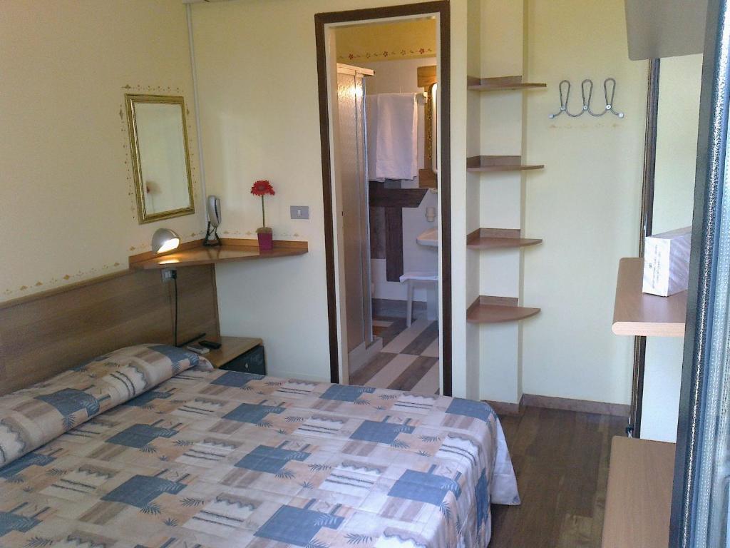 Hotel Belvedere 西尔米奥奈 客房 照片