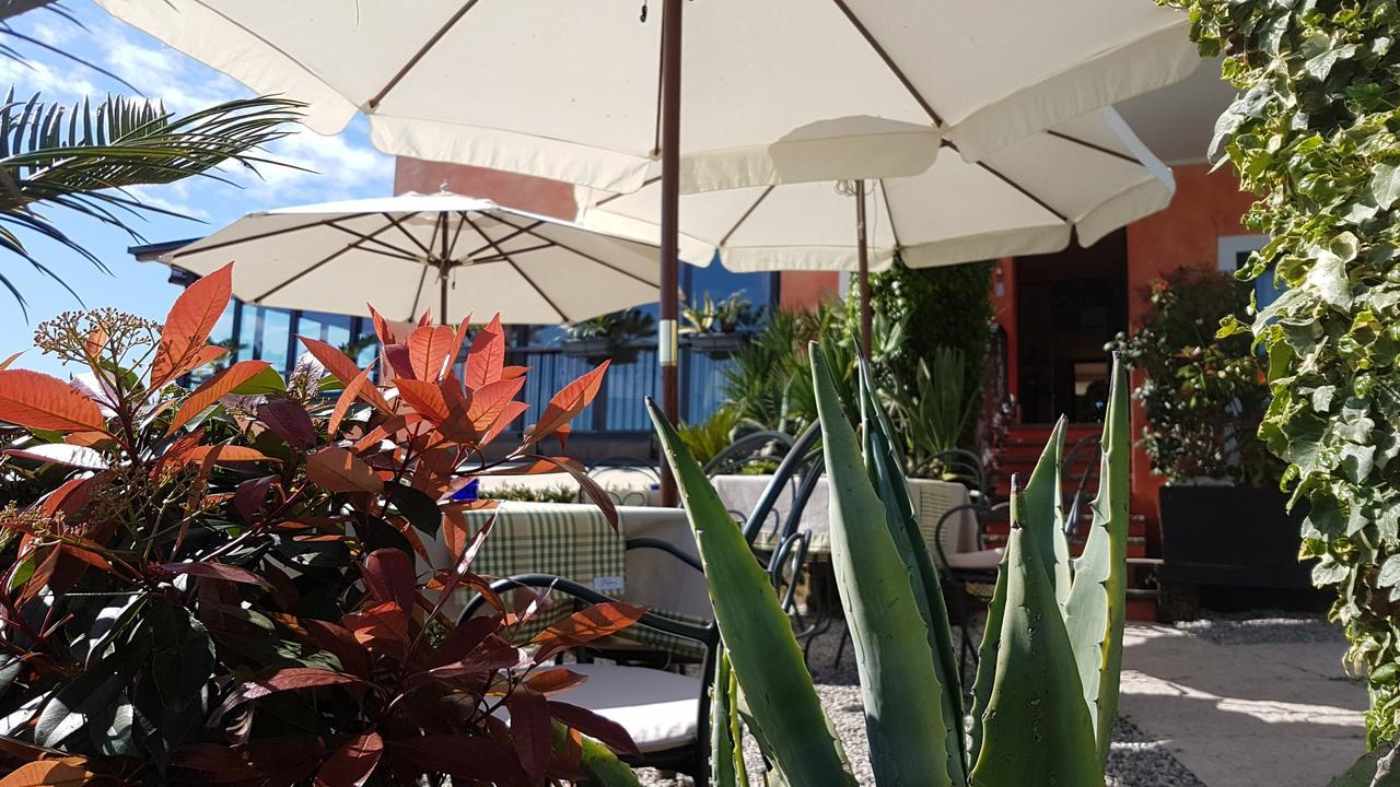 Hotel Belvedere 西尔米奥奈 外观 照片